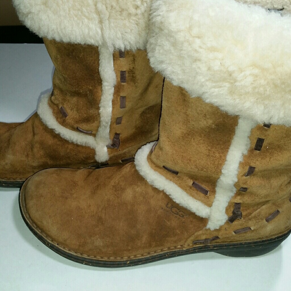 Uggs boots size 10